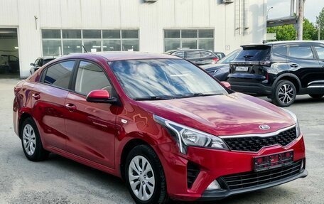 KIA Rio IV, 2020 год, 1 457 000 рублей, 2 фотография