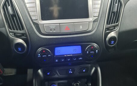 Hyundai ix35 I рестайлинг, 2013 год, 1 250 000 рублей, 8 фотография