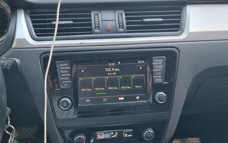 Skoda Rapid I, 2017 год, 800 000 рублей, 5 фотография