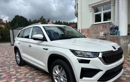 Skoda Kodiaq I, 2025 год, 3 850 000 рублей, 2 фотография