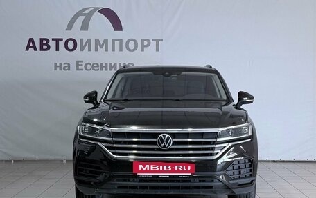 Volkswagen Touareg III, 2021 год, 6 200 000 рублей, 2 фотография
