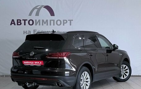 Volkswagen Touareg III, 2021 год, 6 200 000 рублей, 6 фотография