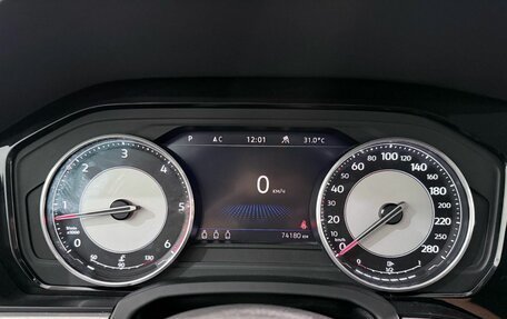 Volkswagen Touareg III, 2021 год, 6 200 000 рублей, 22 фотография