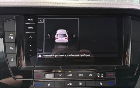 Volkswagen Touareg III, 2021 год, 6 200 000 рублей, 29 фотография