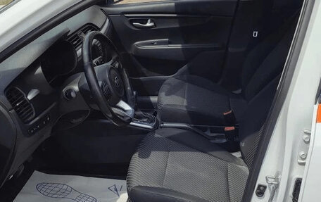 KIA Rio IV, 2018 год, 1 152 000 рублей, 8 фотография
