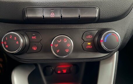 KIA cee'd III, 2013 год, 920 000 рублей, 20 фотография