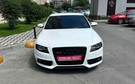 Audi A4, 2011 год, 1 100 000 рублей, 1 фотография