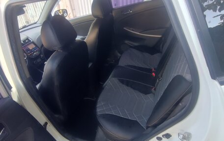 Hyundai Solaris II рестайлинг, 2012 год, 630 000 рублей, 14 фотография