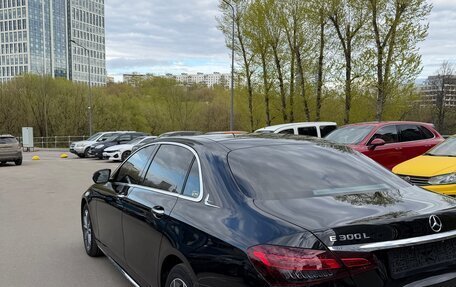 Mercedes-Benz E-Класс, 2022 год, 5 138 000 рублей, 6 фотография
