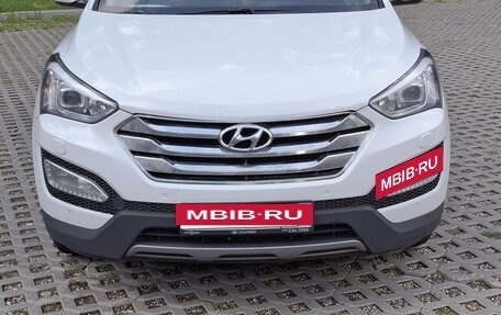 Hyundai Santa Fe III рестайлинг, 2013 год, 1 700 000 рублей, 3 фотография