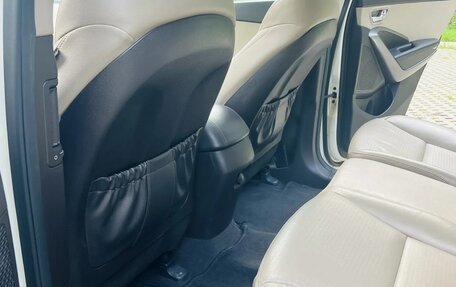 Hyundai Santa Fe III рестайлинг, 2013 год, 1 700 000 рублей, 22 фотография