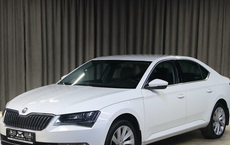 Skoda Superb III рестайлинг, 2017 год, 1 599 000 рублей, 2 фотография