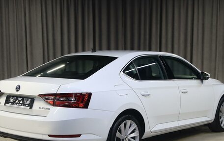 Skoda Superb III рестайлинг, 2017 год, 1 599 000 рублей, 4 фотография