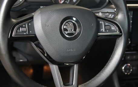 Skoda Superb III рестайлинг, 2017 год, 1 599 000 рублей, 13 фотография