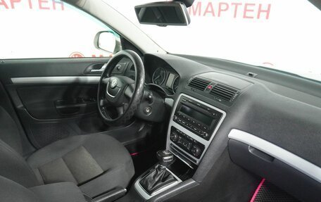 Skoda Octavia, 2011 год, 667 000 рублей, 10 фотография