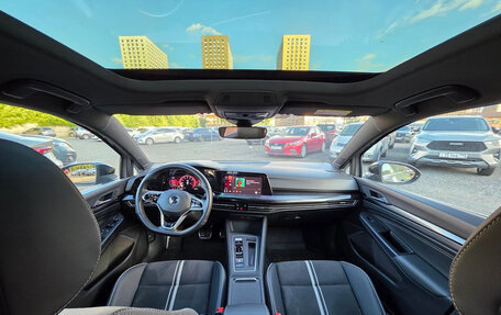 Volkswagen Golf VIII, 2023 год, 1 980 000 рублей, 13 фотография
