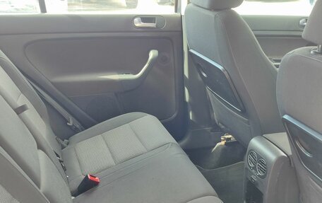 Volkswagen Golf Plus II, 2011 год, 689 000 рублей, 11 фотография
