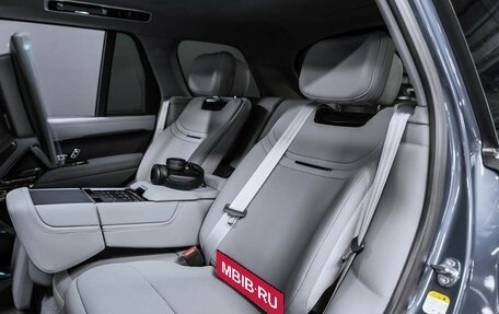 Land Rover Range Rover IV рестайлинг, 2025 год, 32 490 000 рублей, 17 фотография