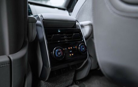 Land Rover Range Rover IV рестайлинг, 2025 год, 32 490 000 рублей, 29 фотография