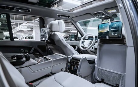Land Rover Range Rover IV рестайлинг, 2025 год, 32 490 000 рублей, 2 фотография