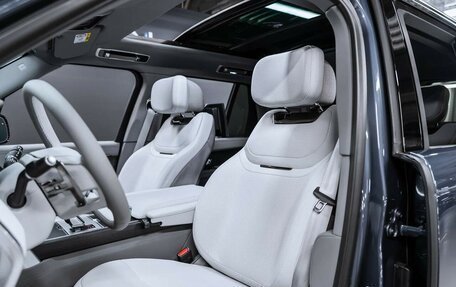Land Rover Range Rover IV рестайлинг, 2025 год, 32 490 000 рублей, 11 фотография
