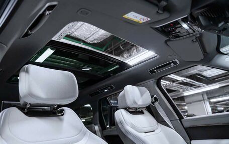 Land Rover Range Rover IV рестайлинг, 2025 год, 32 490 000 рублей, 14 фотография