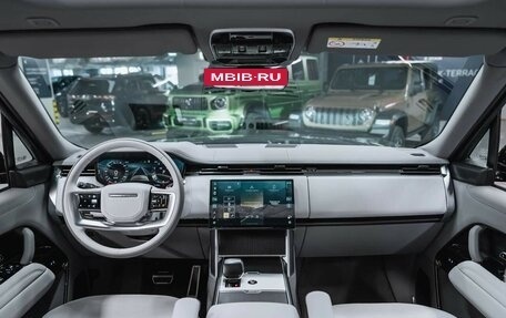 Land Rover Range Rover IV рестайлинг, 2025 год, 32 490 000 рублей, 3 фотография