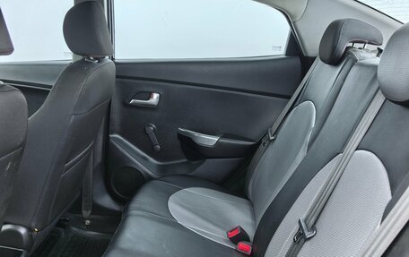KIA Rio III рестайлинг, 2012 год, 380 000 рублей, 14 фотография