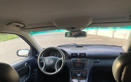 Mercedes-Benz C-Класс, 2004 год, 550 000 рублей, 5 фотография