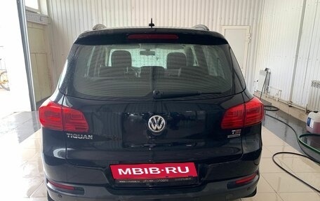 Volkswagen Tiguan I, 2013 год, 893 000 рублей, 5 фотография