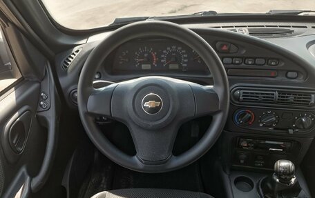 Chevrolet Niva I рестайлинг, 2016 год, 466 000 рублей, 10 фотография