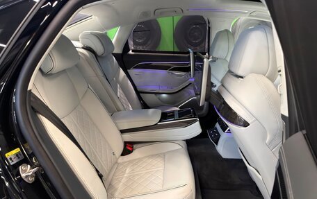 Audi S8, 2025 год, 18 000 000 рублей, 16 фотография