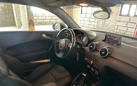 Audi A1, 2011 год, 1 070 000 рублей, 6 фотография