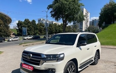 Toyota Land Cruiser 200, 2019 год, 8 990 000 рублей, 1 фотография