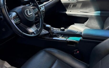 Lexus ES VII, 2017 год, 2 400 000 рублей, 5 фотография