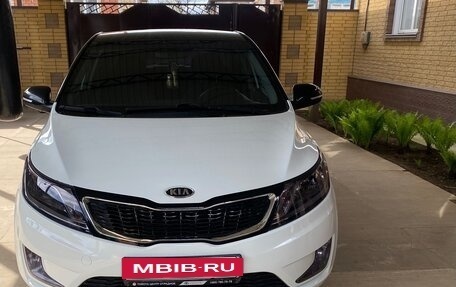 KIA Rio III рестайлинг, 2012 год, 950 000 рублей, 3 фотография