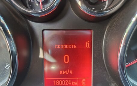 Opel Astra J, 2011 год, 735 000 рублей, 9 фотография