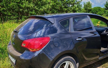 Opel Astra J, 2011 год, 735 000 рублей, 4 фотография