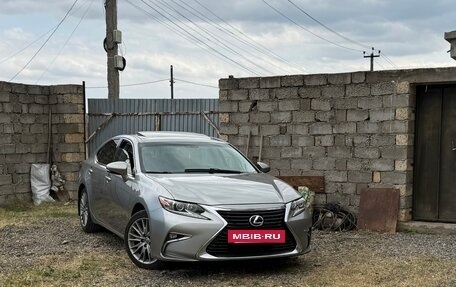 Lexus ES VII, 2017 год, 2 400 000 рублей, 7 фотография