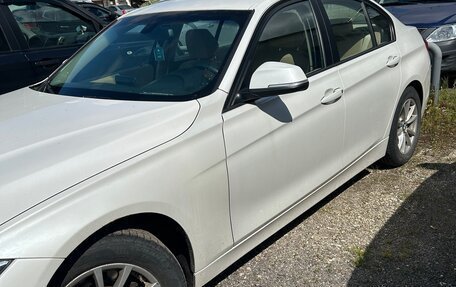 BMW 3 серия, 2016 год, 1 700 000 рублей, 12 фотография