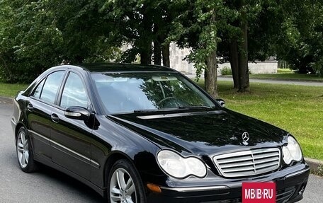 Mercedes-Benz C-Класс, 2005 год, 670 000 рублей, 2 фотография