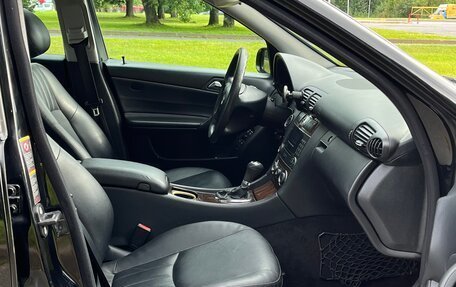 Mercedes-Benz C-Класс, 2005 год, 670 000 рублей, 13 фотография