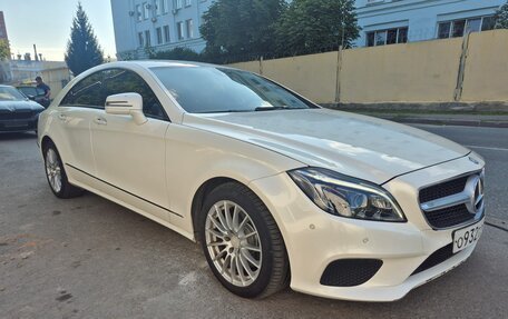 Mercedes-Benz CLS, 2015 год, 2 150 000 рублей, 2 фотография