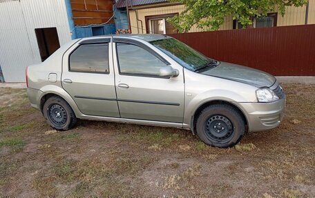 Renault Logan I, 2012 год, 550 000 рублей, 3 фотография