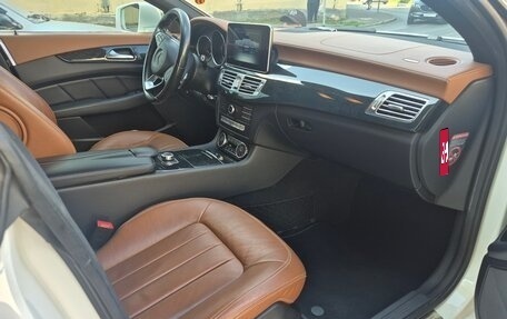 Mercedes-Benz CLS, 2015 год, 2 150 000 рублей, 11 фотография