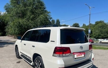 Toyota Land Cruiser 200, 2019 год, 8 990 000 рублей, 4 фотография