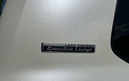 Toyota Land Cruiser 200, 2019 год, 8 990 000 рублей, 10 фотография