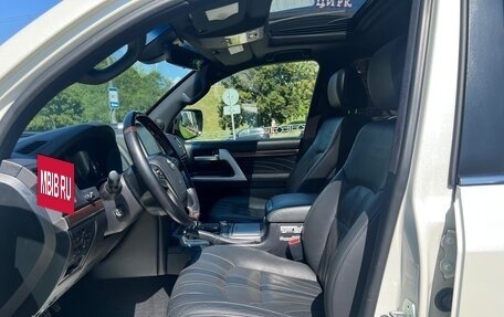 Toyota Land Cruiser 200, 2019 год, 8 990 000 рублей, 11 фотография