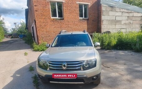 Renault Duster I рестайлинг, 2014 год, 1 050 000 рублей, 2 фотография
