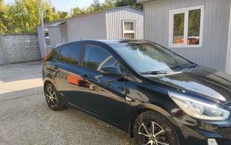 Hyundai Solaris II рестайлинг, 2013 год, 670 000 рублей, 6 фотография